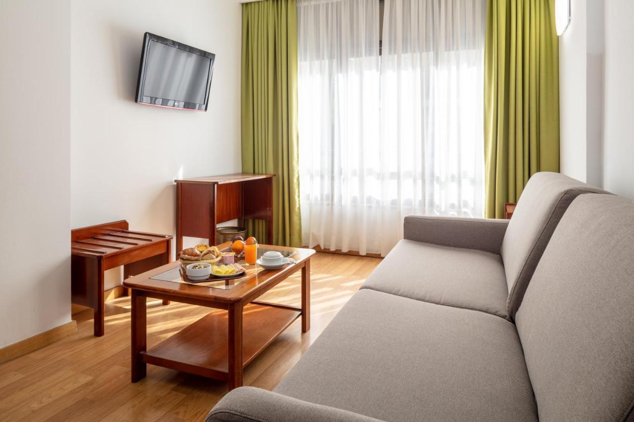 Hotel Anjos Lisbon Exterior photo