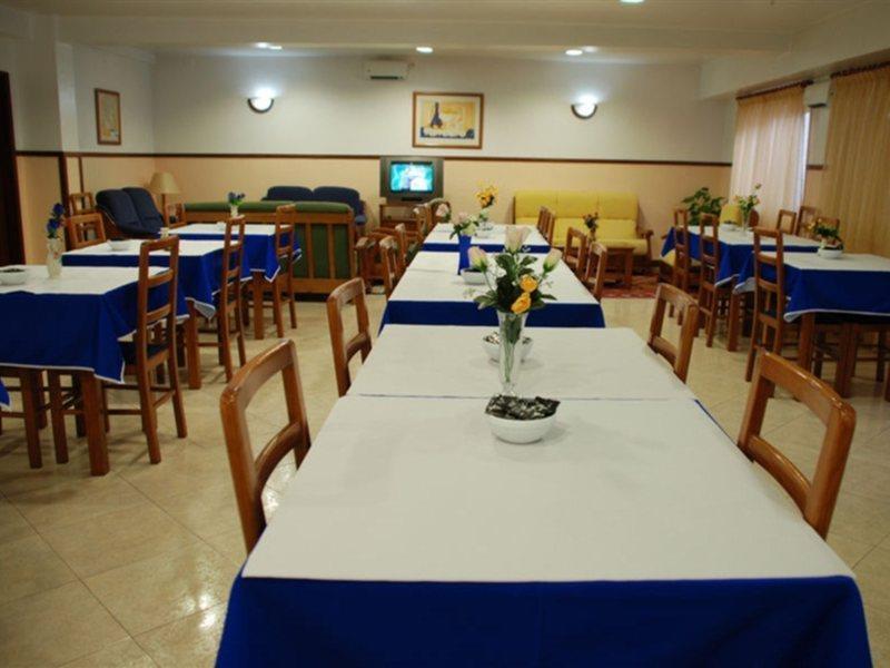 Hotel Anjos Lisbon Exterior photo